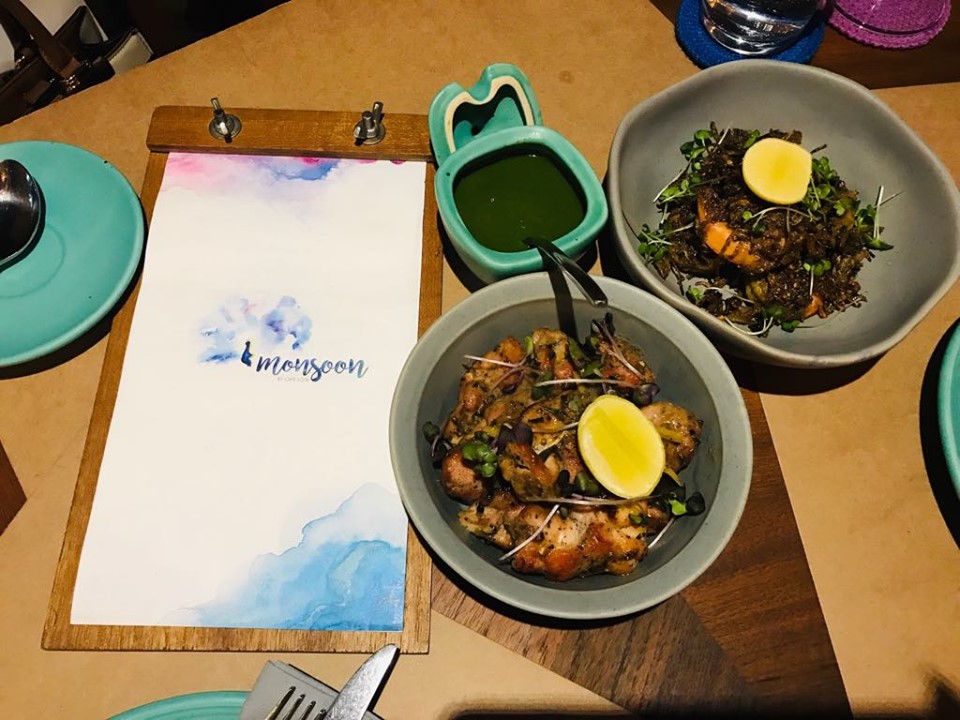 Monsoon Aerocity, Food Bloggers